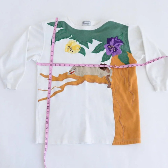 Vintage Spanner Imports  White & Green Tarzan Themed 100% Cotton Sweater S - Picture 4 of 12